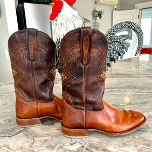 Men’s size 8.5 CODY JAMES Cowboy Boots